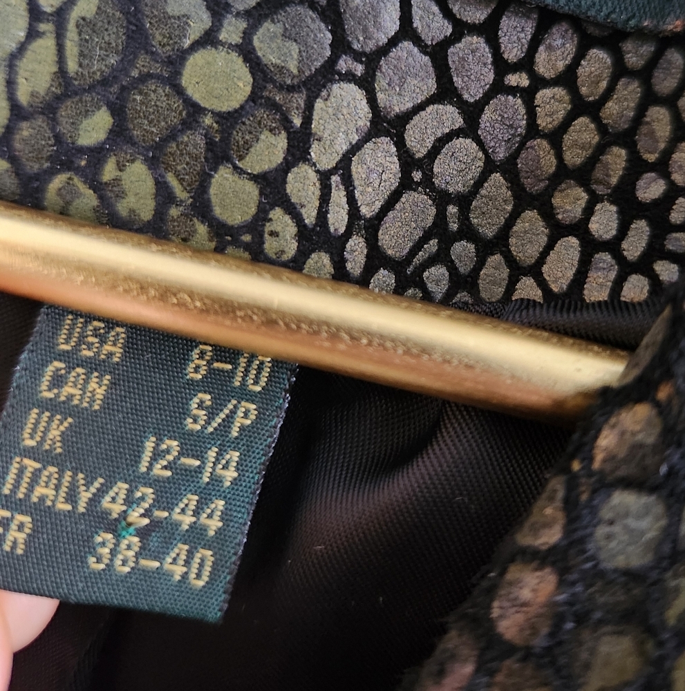 Danier Metallic Textured Black and Olive Two-Piece Skirt Set - Picture 10 of 16